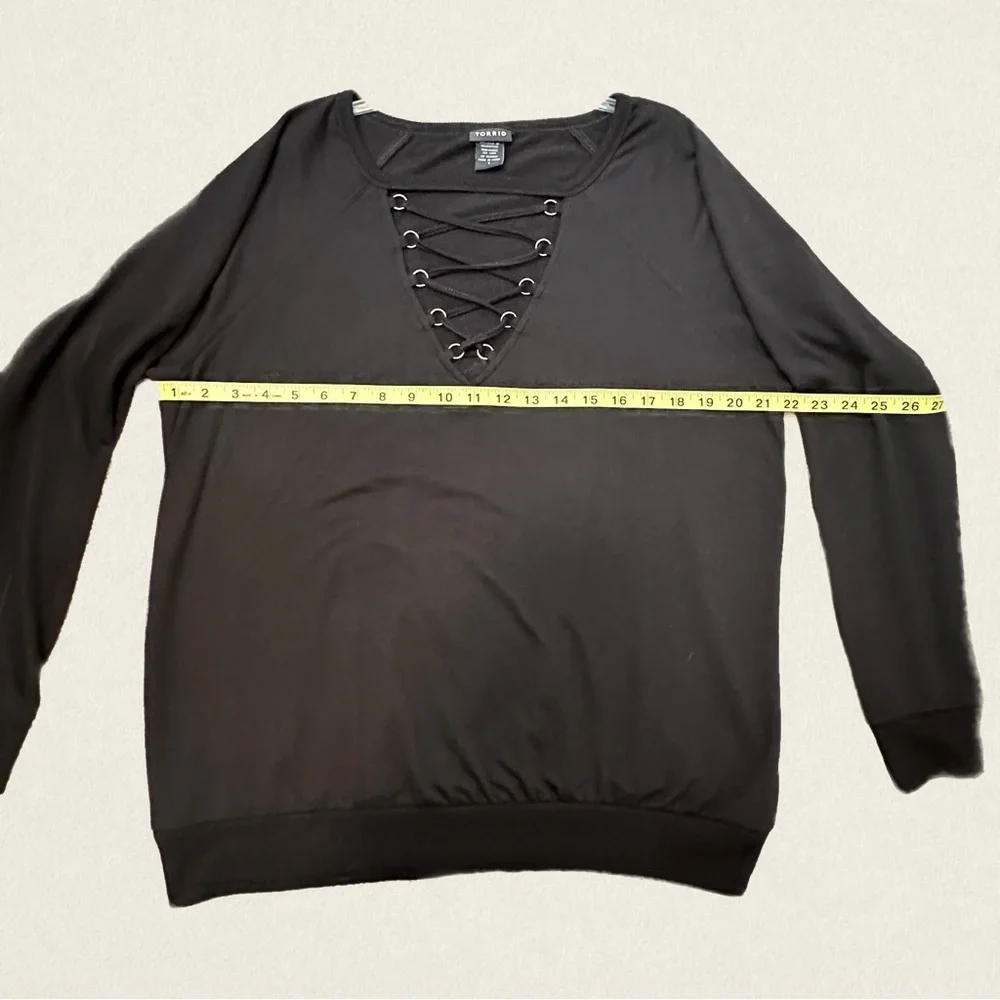 Torrid Black Lattice Front Crew Neck Long Sleeve Pullover Sweater - Picture 8 of 10